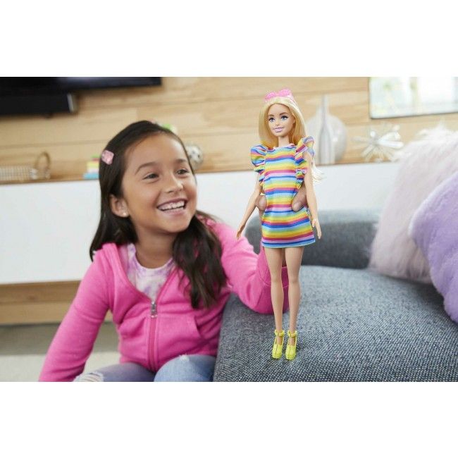 Магазин обуви Кукла Barbie "Модница" с брекетами в полосатом платье HJR96