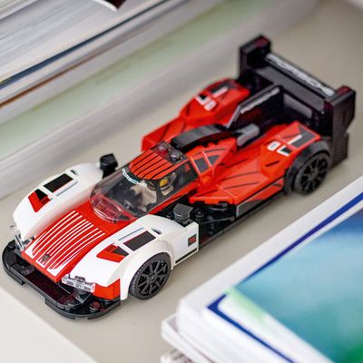 Магазин взуття Конструктор LEGO Speed Champions Porsche 963 76916