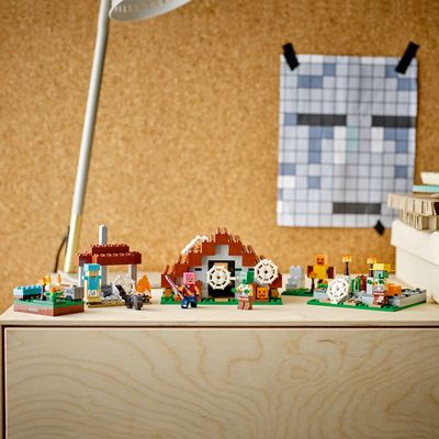 Магазин взуття Конструктор LEGO Minecraft Покинуте село 21190