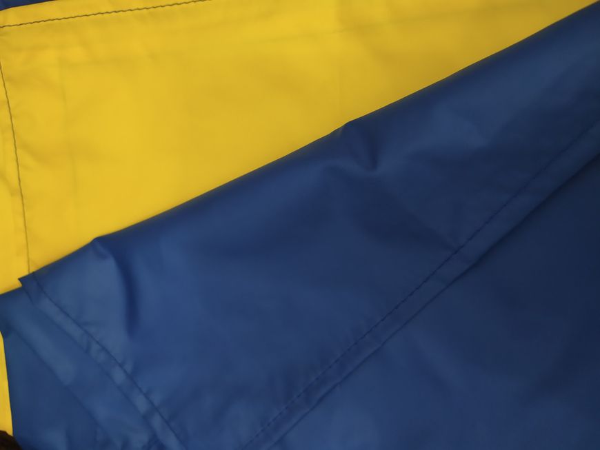 Магазин взуття Прапор України 90 х 140 см