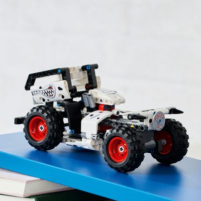 Магазин взуття Конструктор LEGO Technic Monster Jam Monster Mutt Dalmatian 42150